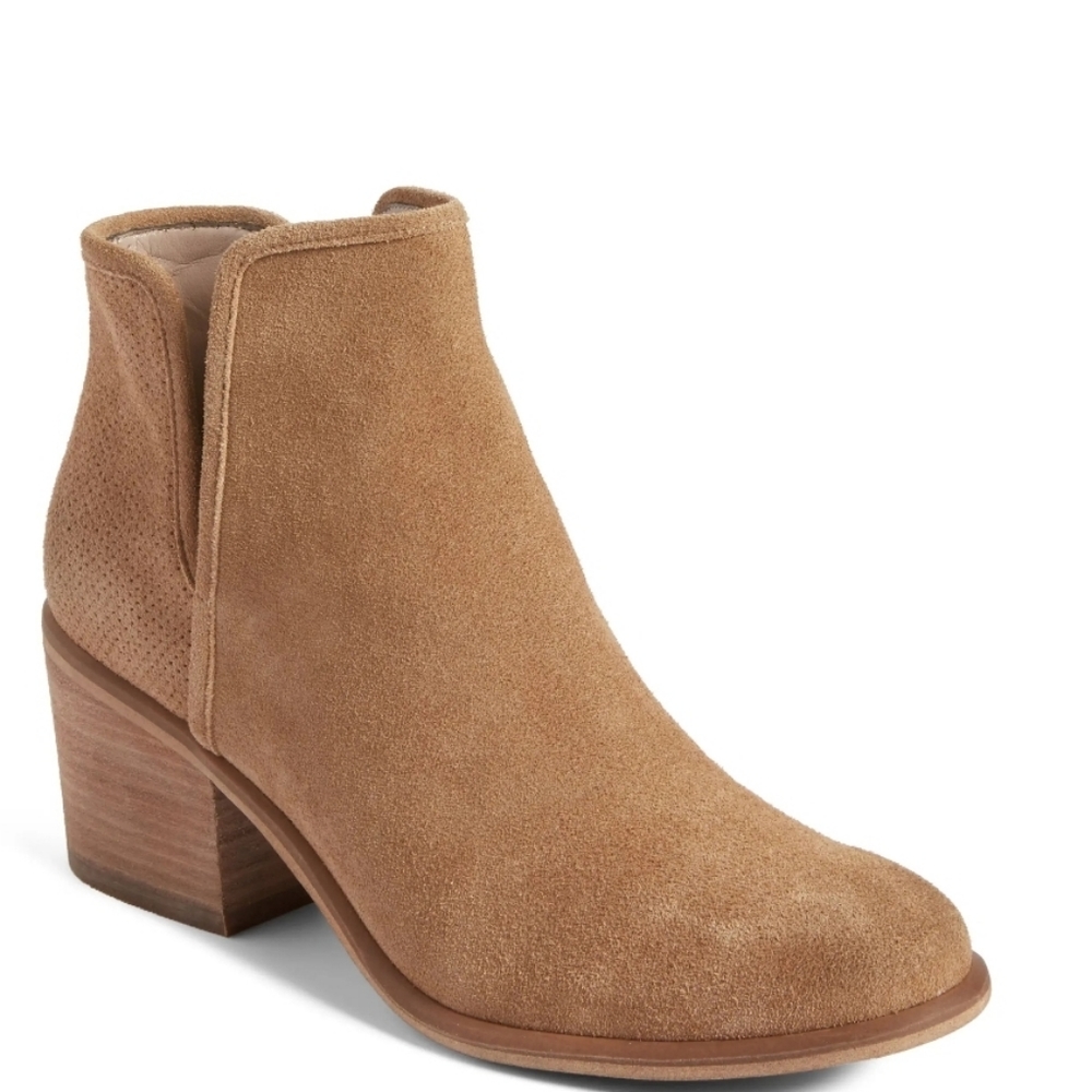 BP. Nordstrom Brice Notched Antiqued-Tan Suede Ankle Bootie 12